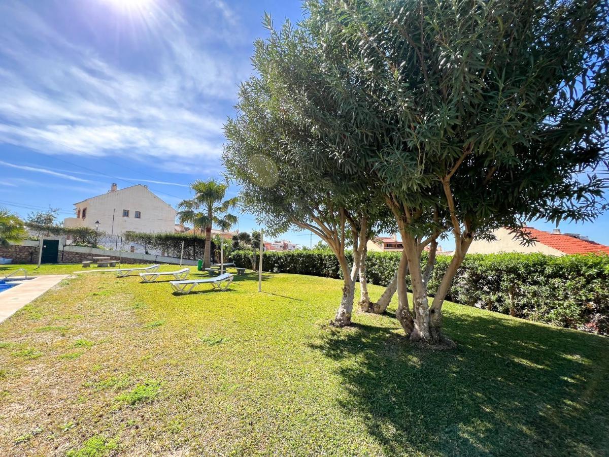 Apartamento A 900 M De La Playa Y Con Vistas Al Mar En Fuengirola Kültér fotó