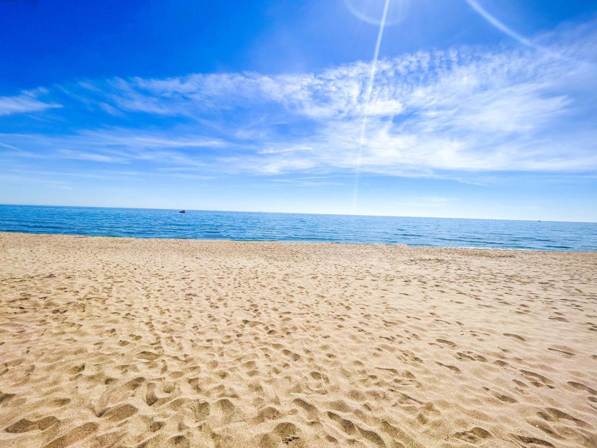 Apartamento A 900 M De La Playa Y Con Vistas Al Mar En Fuengirola Kültér fotó