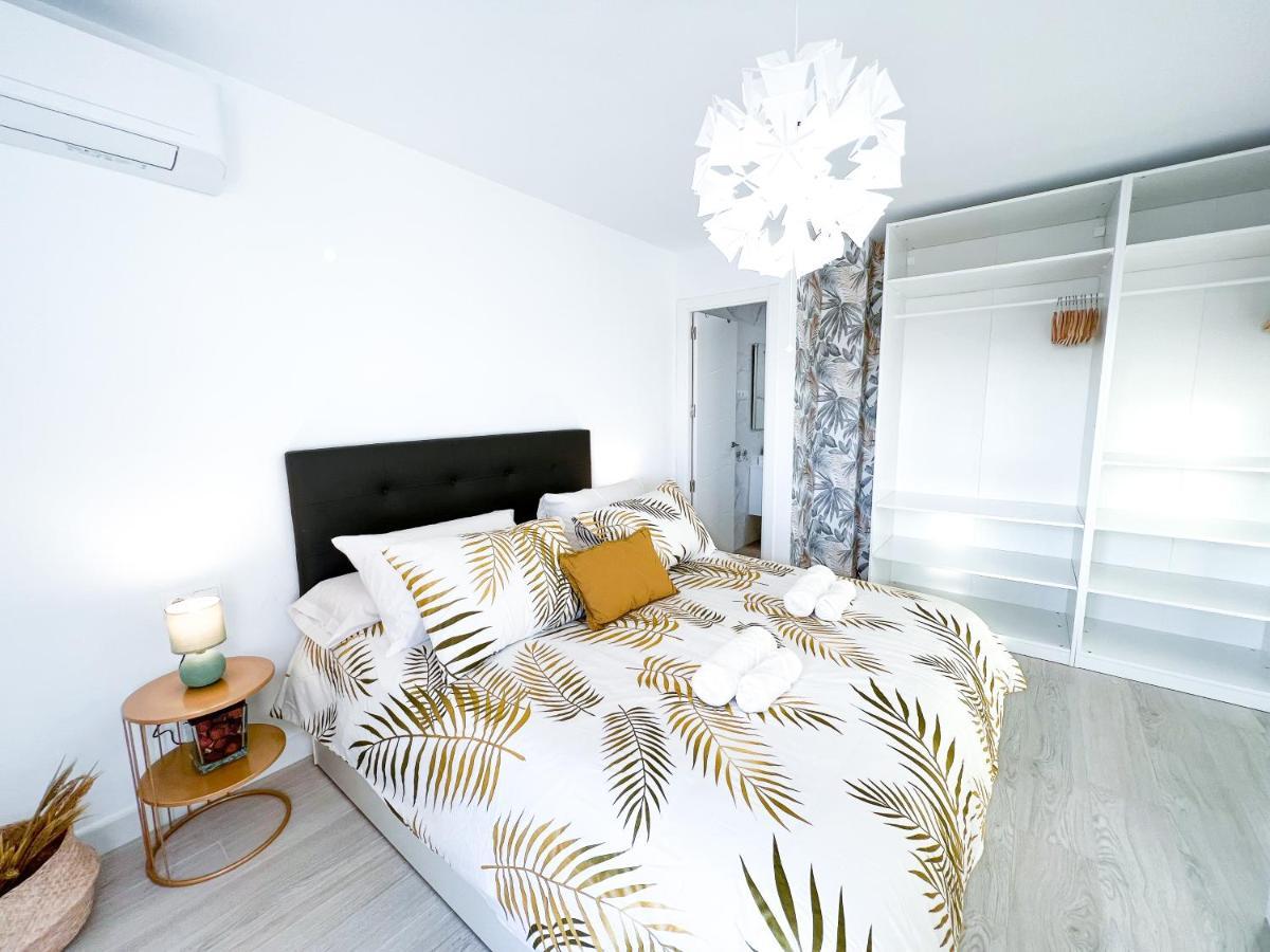 Apartamento A 900 M De La Playa Y Con Vistas Al Mar En Fuengirola Kültér fotó