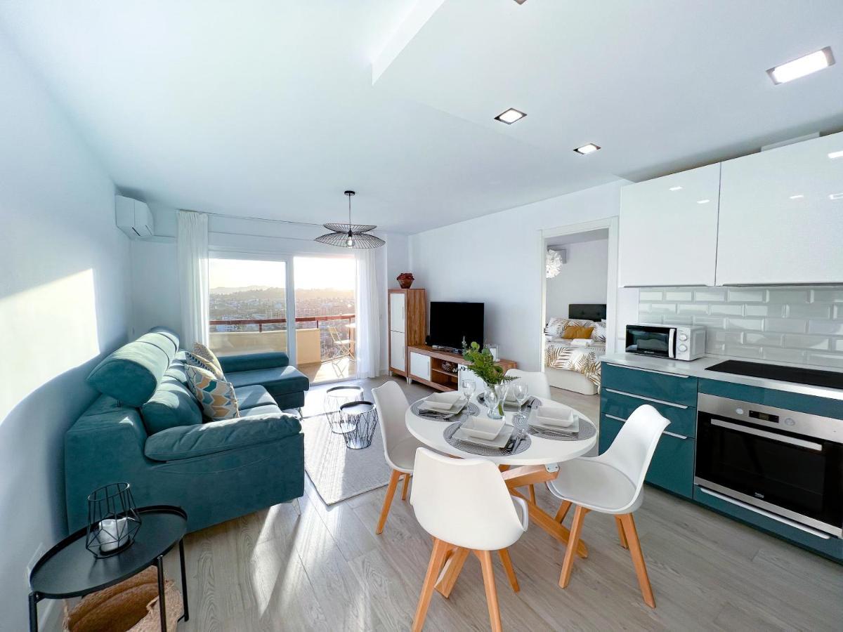 Apartamento A 900 M De La Playa Y Con Vistas Al Mar En Fuengirola Kültér fotó